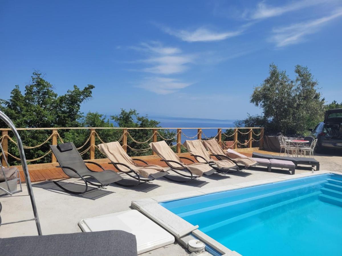 Apartments Chiara Mit Meerblick Und Pool Und Jacuzzi 洛夫兰 外观 照片