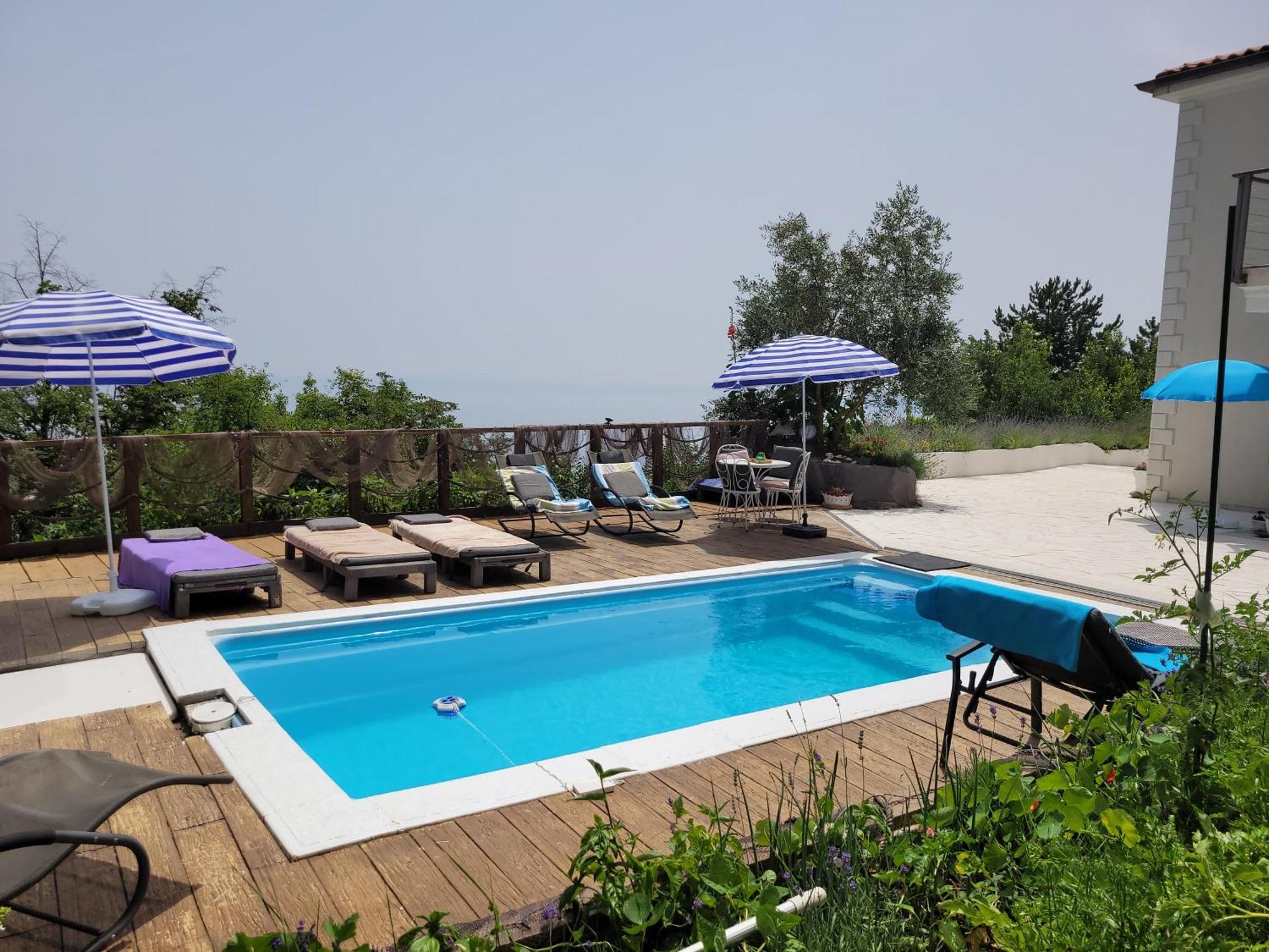 Apartments Chiara Mit Meerblick Und Pool Und Jacuzzi 洛夫兰 外观 照片