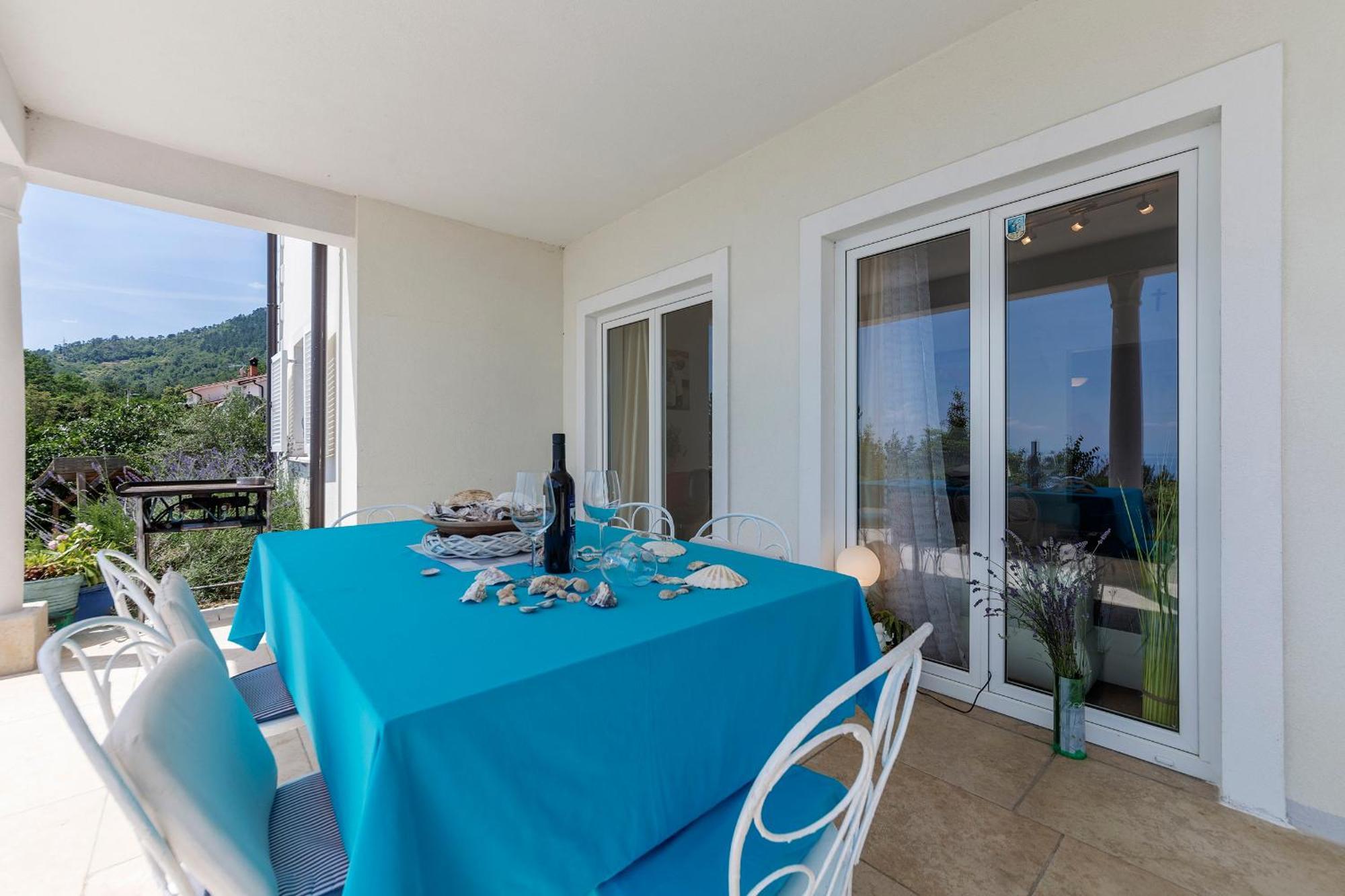 Apartments Chiara Mit Meerblick Und Pool Und Jacuzzi 洛夫兰 外观 照片